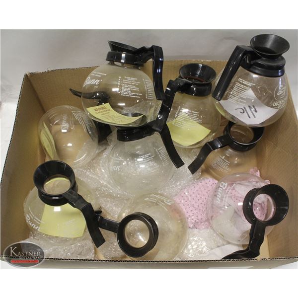 GROUP OF 9 GLASS COFFEE POTS / CARAFE'S