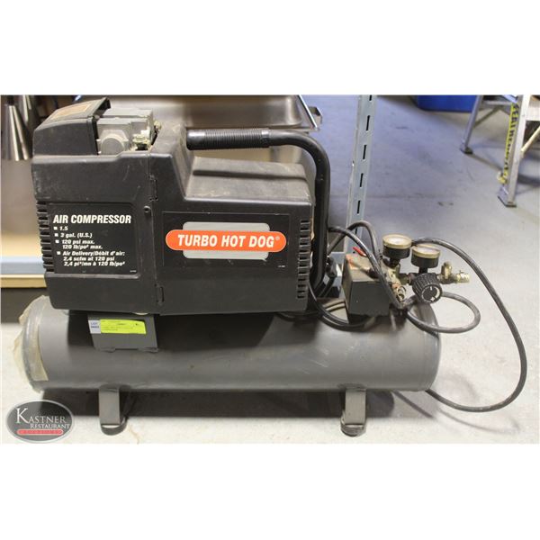 TURBO HOT DOG 3 GALLON COMPRESSOR