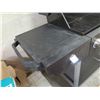 Image 5 : Rolling Brinkmann Gas BBQ Grill w/ Undershelf, Side Shelf & Side Burner