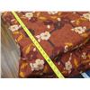 Image 5 : Love's Bakery Red Floral Logo Fabric 76"x36"
