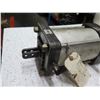 Image 2 : Worldwide Pneumatics Sliding Track (Take Up) for Bread Oven