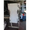 Image 2 : Dayton Metal Raised Wire Mesh Fan on Wheels 45"x 25"x 66"H