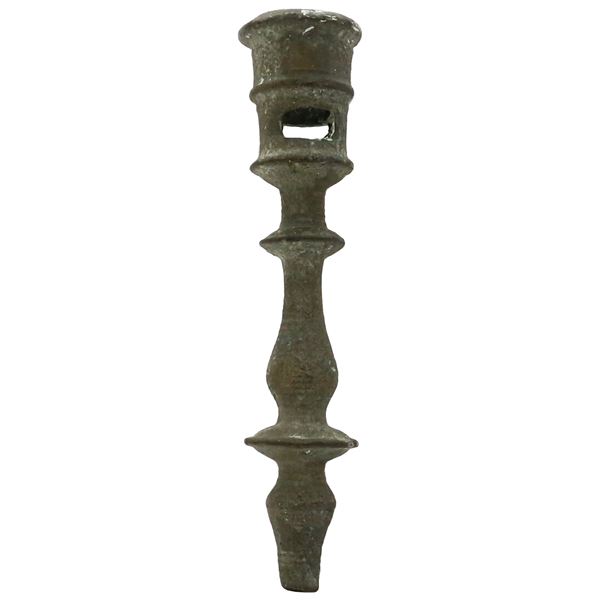 Heavy brass candlestick holder, ex-Santo Christo de Castello (1667).