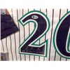 Image 2 : LUIS GONZALEZ SIGNED FRAMED JERSEY (BECKETT COA)