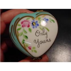 French hand painted Limoges box trinket signed #1582208