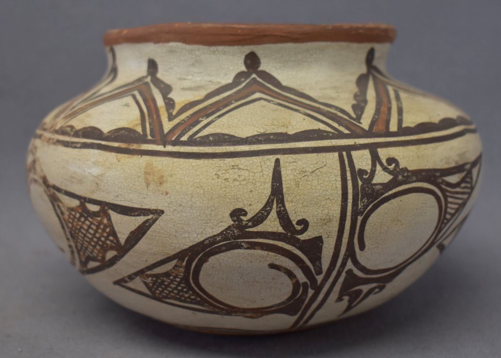 HOPI/ POLACCA INDIAN POTTERY JAR