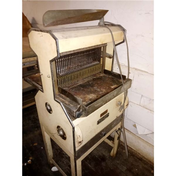 SAFETY SLICER