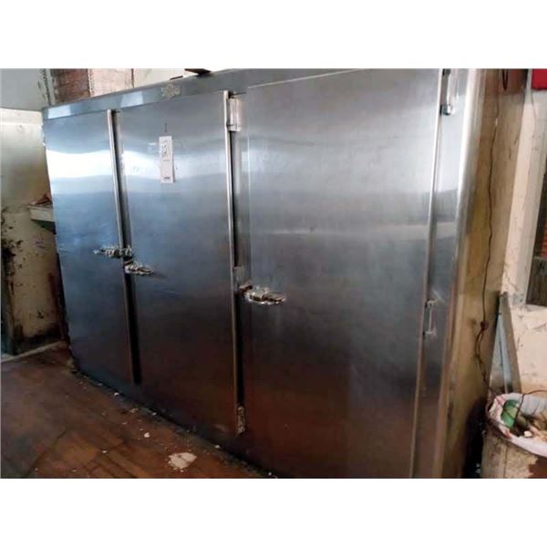 MATOT STAINLESS STEEL 3 DOOR COMMERCIAL REFRIGERATOR