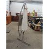 Image 1 : 10' Deck Umbrella - Self Standing