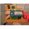 Image 2 : Fisher Price Toy Seseame St. Clubhouse, Telephone & Walk