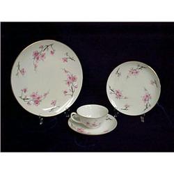 Cherry Blossom by Diamond-Japan Dinnerware #1573656