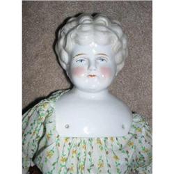 18"NEAT Pale Blonde Turned Head China Doll #1584790