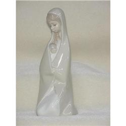 Lladro "Girl With Child" #1585246