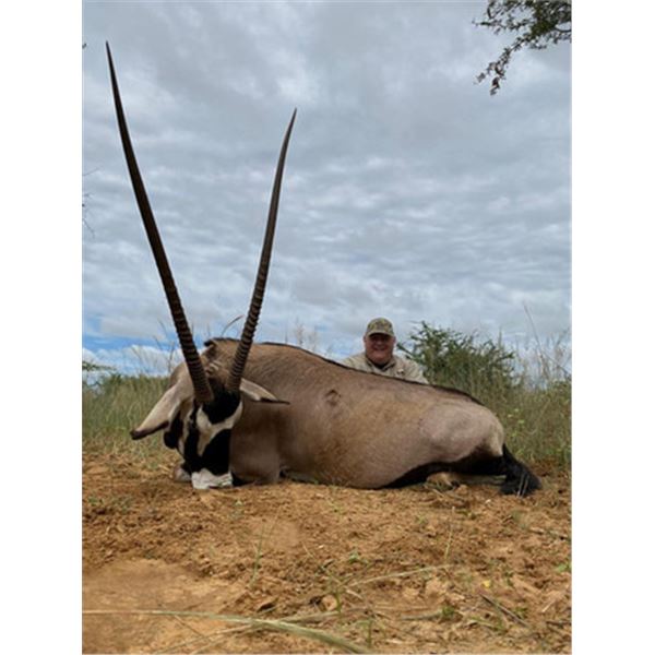 African Safari-6 animals 2 hunters 8 days with DeDuine Safaris