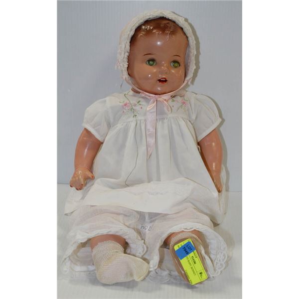 1940 COMPSITE BABY W/ BONNET.  #4705