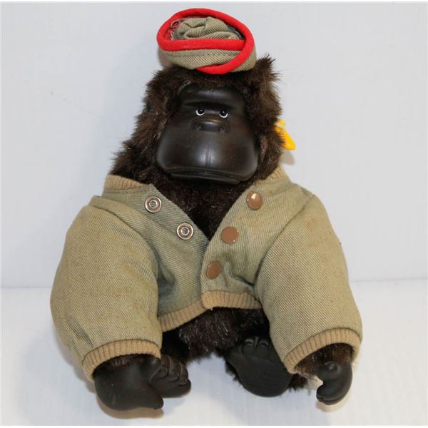 GORILLA APPLAUSE STUFFY.  #4810