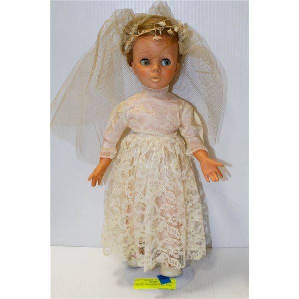 1950 DEE CEE "BRIDE" DOLL.  #5208
