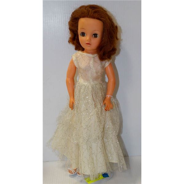 1960 818 DOLL.  #5218