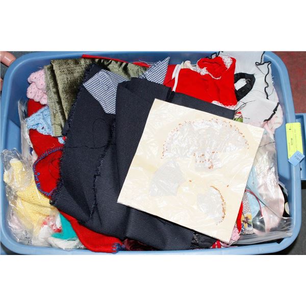 TOE OF VINTAGE DOLL CLOTHES.  #301