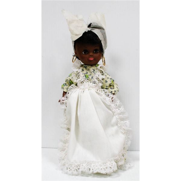 REGAL COLONIAL DOLL.  #1618