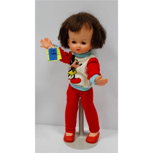 1963 DEE CEE DOLL.  #2811