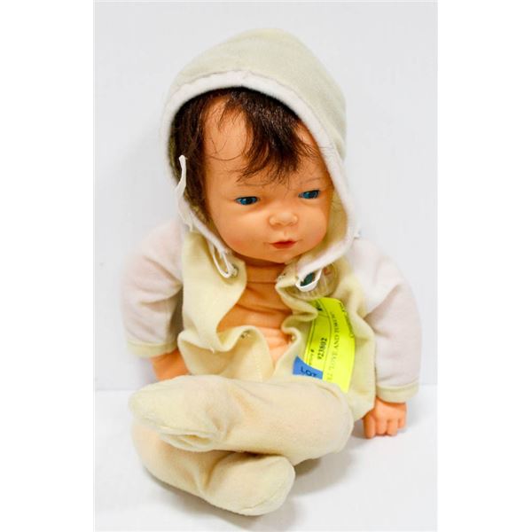 1979  DOLL "LOVE AND TOUCH".  #804