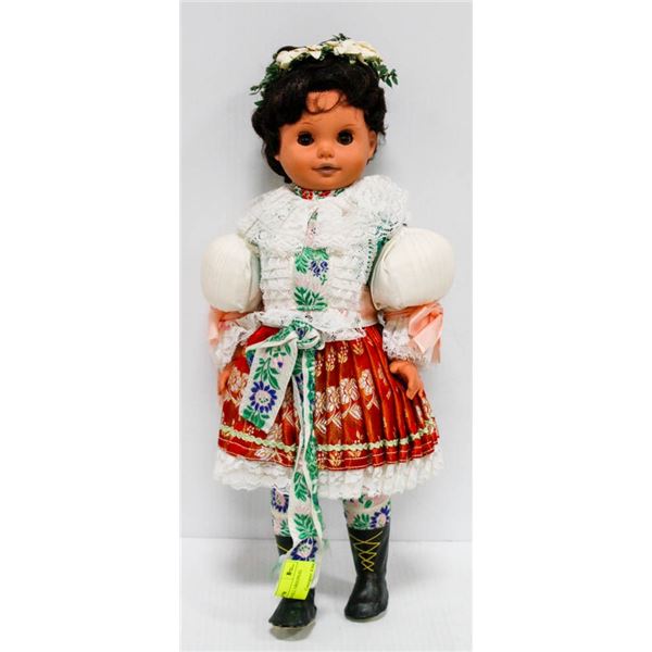 EAST EUROPEAN DOLL ORIGINAL COSTUME.  #3803