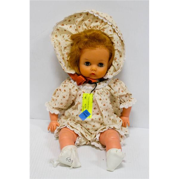 VINTAGE RUBBER HOODED DOLL.  #609