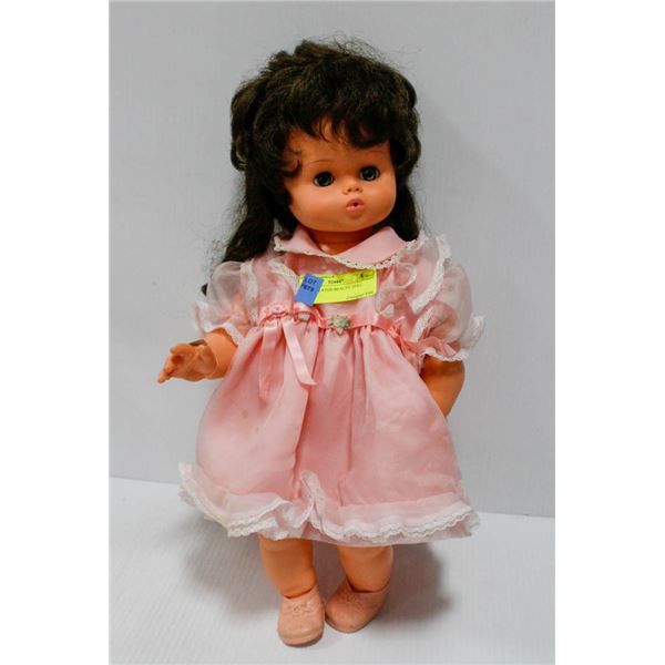 DEE CEE EATON BEAUTY DOLL.  #5904