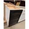 Image 2 : Salem Thunder Vanity Cabinet 3 drawer 18W x 21DÂ 