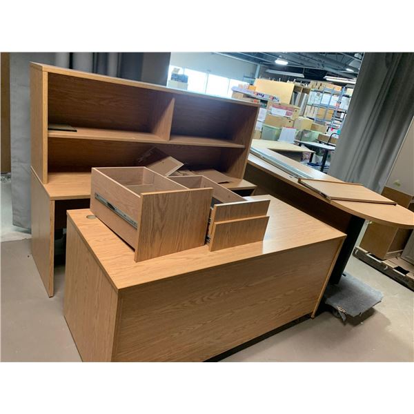 Executive Desk set with bullet and bookshelf