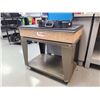 Image 1 : STARRETT CRYSTAL PINK GRADE A CALIBRATED INSPECTION WORK SURFACE ON METAL MOBILE STAND, PLATE 923490