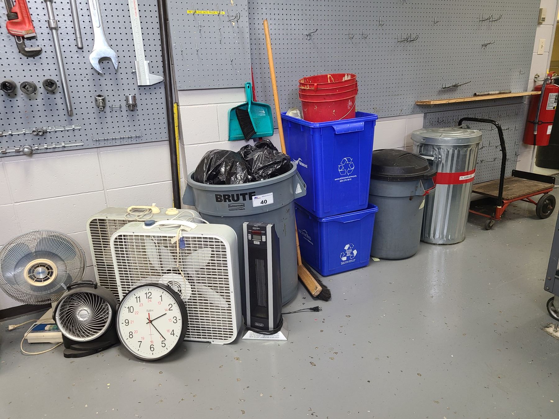 ASSORTED ELECTRIC FANS, GARBAGE CANS, BROOMS AND 2 WHEELED MOBILE DOLLY