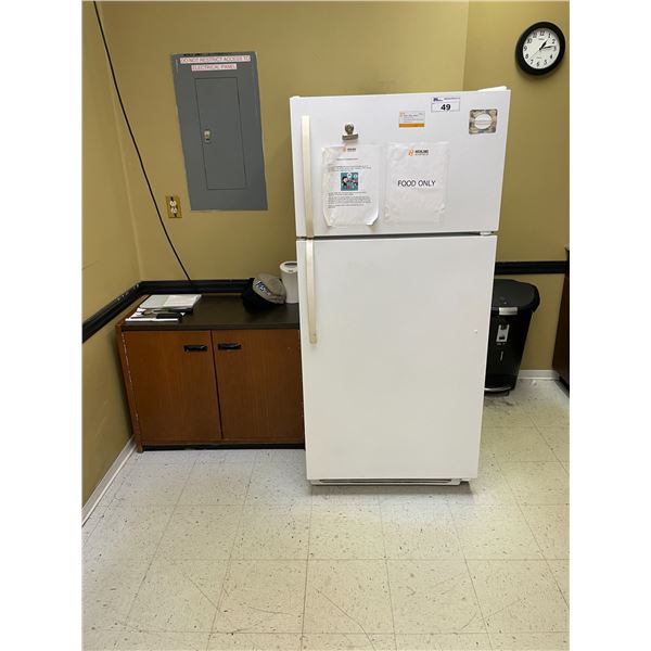 WHITE FRIGIDAIRE REFRIGERATOR, PANASONIC MICROWAVE OVEN, 2 DOOR STORAGE CABINET & STAINLESS STEEL