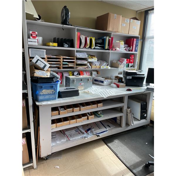 LARGE ROLLING SHIPPER/RECEIVER DESK AND CONTENTS