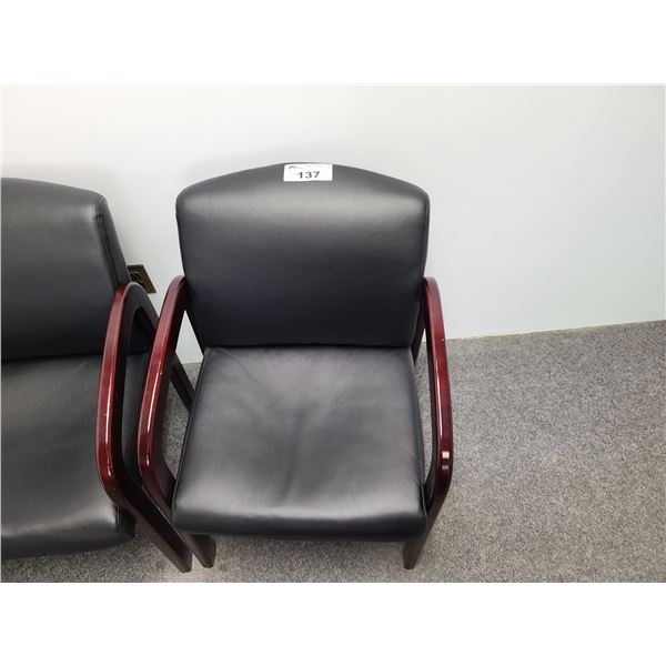 BLACK LEATHER CHERRY ARM CLIENT CHAIR