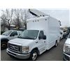 Image 1 : 2009 FORD E-450 SUPERDUTY, CUBE VAN, WHITE, VIN # 1FDXE45PX9DA41444