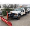 Image 1 : 2006 FORD F-550 XL SUPERDUTY, 2DR DUMP TRUCK, WHITE, VIN# 1FDAF57P86ED34352