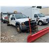 Image 2 : 2006 FORD F-550 XL SUPERDUTY, 2DR DUMP TRUCK, WHITE, VIN# 1FDAF57P86ED34352