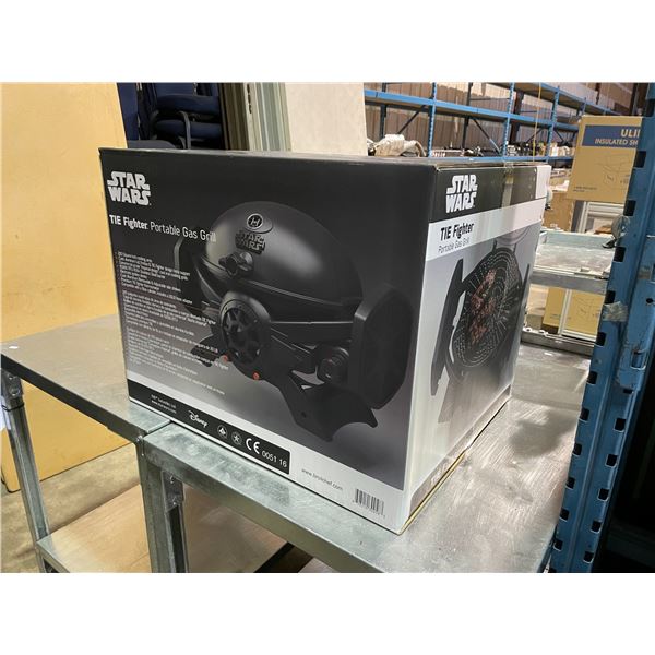 STAR WARS TIE FIGHTER DESIGN 220 SQUARE INCH COOKING SURFACE 10,000 BTU PROPANE PORTABLE GAS GRILL