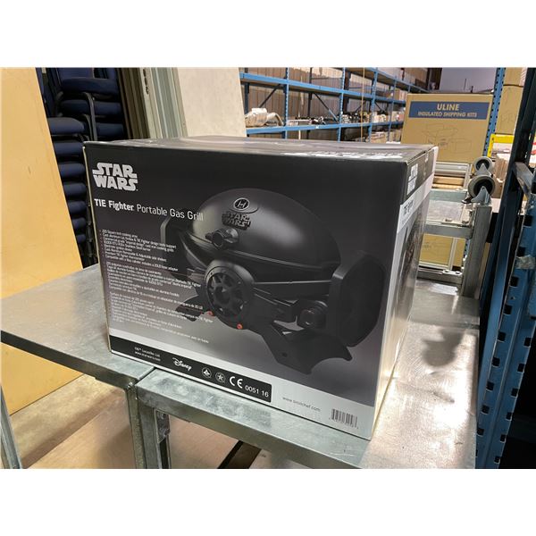 STAR WARS TIE FIGHTER DESIGN 220 SQUARE INCH COOKING SURFACE 10,000 BTU PROPANE PORTABLE GAS GRILL