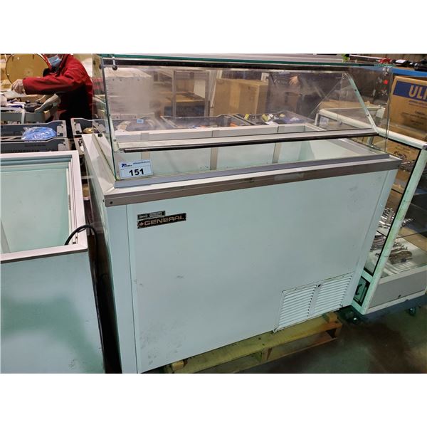 WHITE GENERAL REFRIGERATED ICE CREAM DISPLAY/SERVING CASE