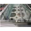 Image 2 : WHITE GENERAL REFRIGERATED ICE CREAM DISPLAY/SERVING CASE