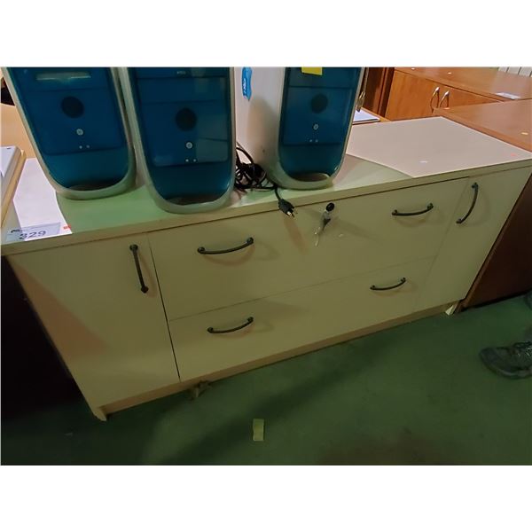 LIGHT WOOD COLOURED 2 DOOR 2 DRAWER LATERAL FILING/STORAGE CABINET