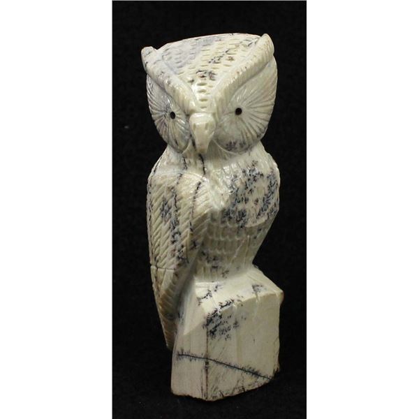 Zuni Dendritic Fishrock Owl Fetish by Chris Peina