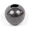 Image 1 : Mata Ortiz Eye Dazzler Maze Pottery Jar by Lucero