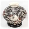 Image 2 : Mata Ortiz Polychrome Pottery Jar by Jose L. Loya
