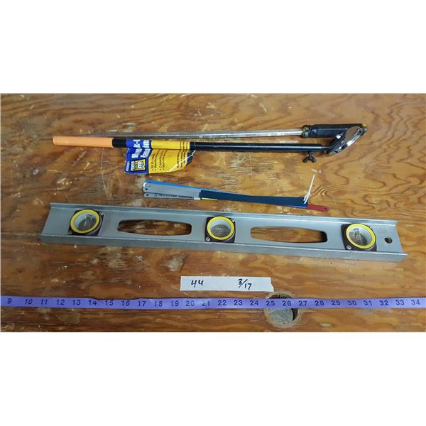 Lot Level & Pickup Tool & Screwdriver Etc.