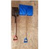 Image 2 : 2 Shovels