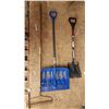 Image 1 : 2 Shovels & 1 Rake